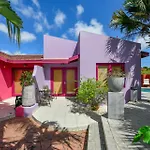 Cadushi Apartments