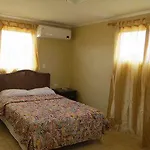 Flamingo Apartments