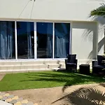 Boca Catalina Beachfront Villa