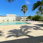 Boca Catalina Beachfront Villa