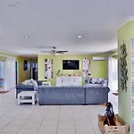Malmok Ocean Front Villa