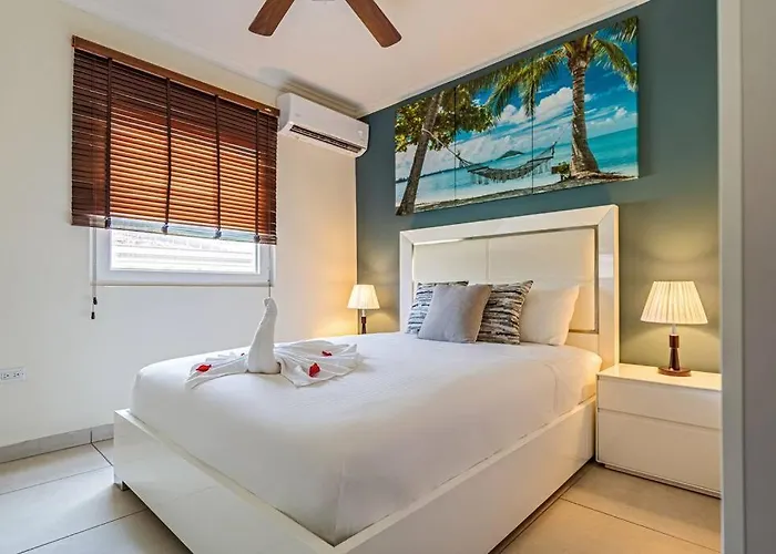 Affordable Family Apartment Only 350 Yards From Eagle Beach