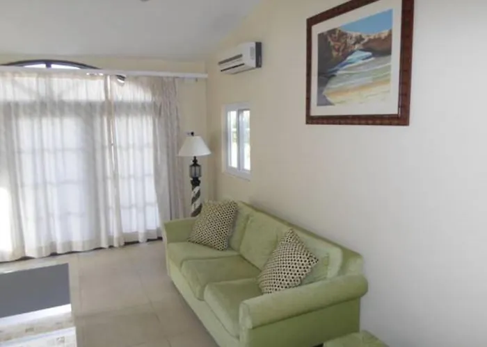 Salina Cerca Apartments