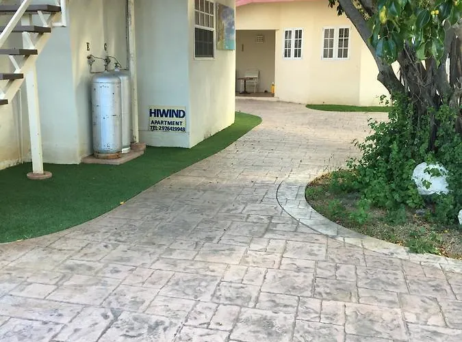 Hiwind Apartments