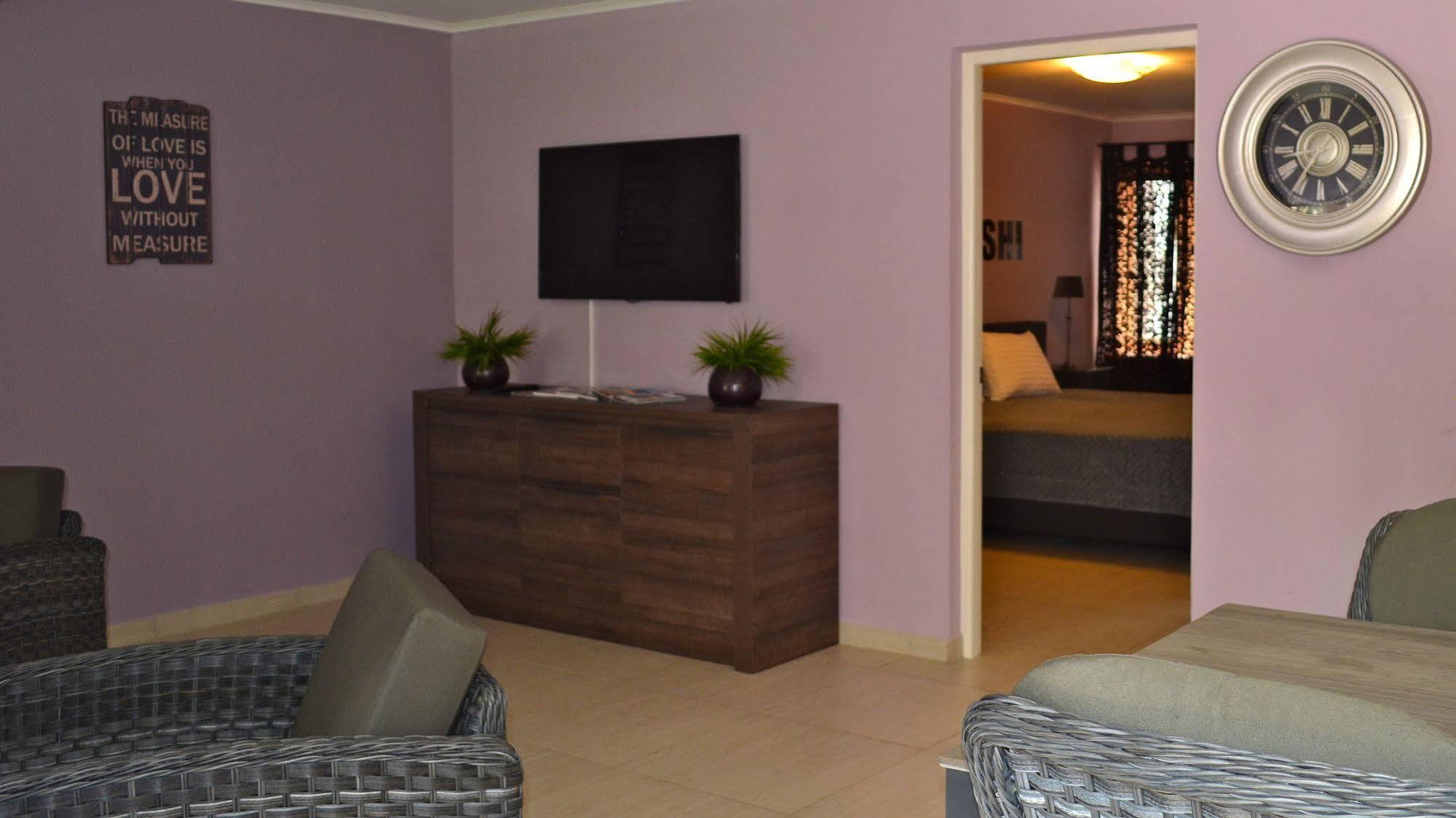 Apartment Cadushi *