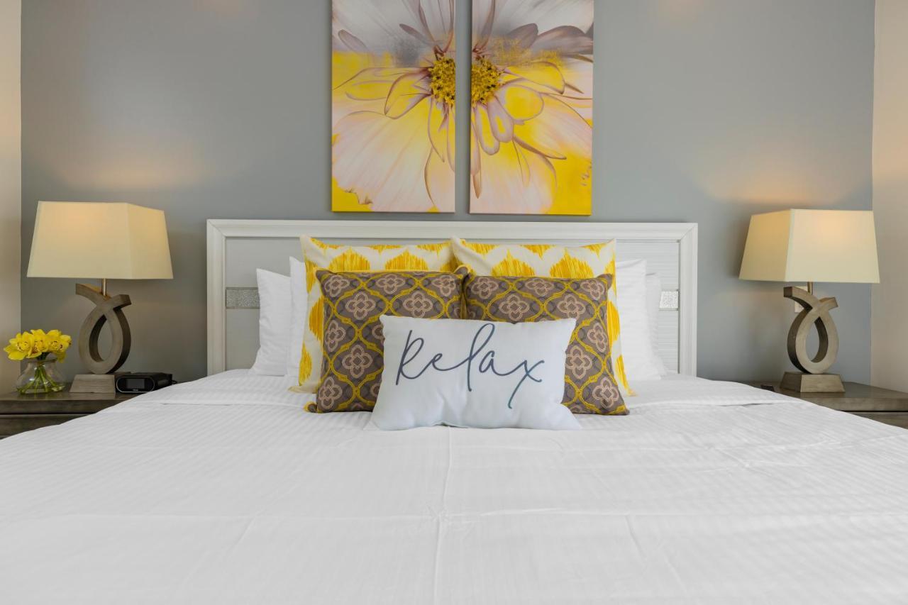 Azure Residences * Palm Beach
