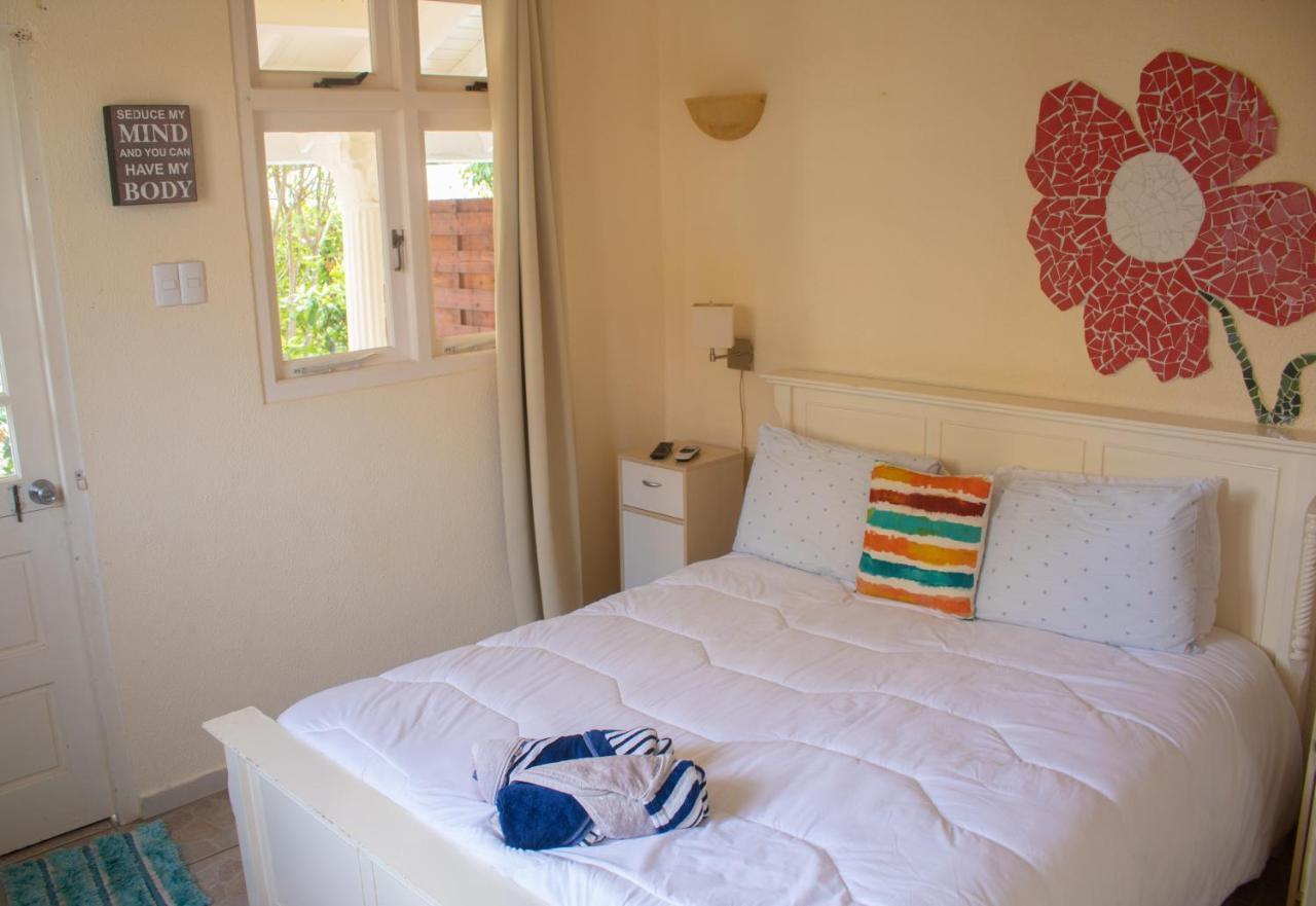 Sunflower Apartment *