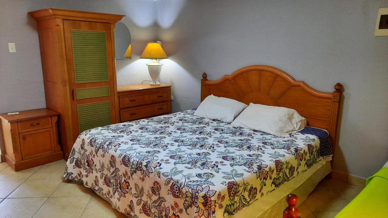Aruba Cunucu 3* Palm Beach