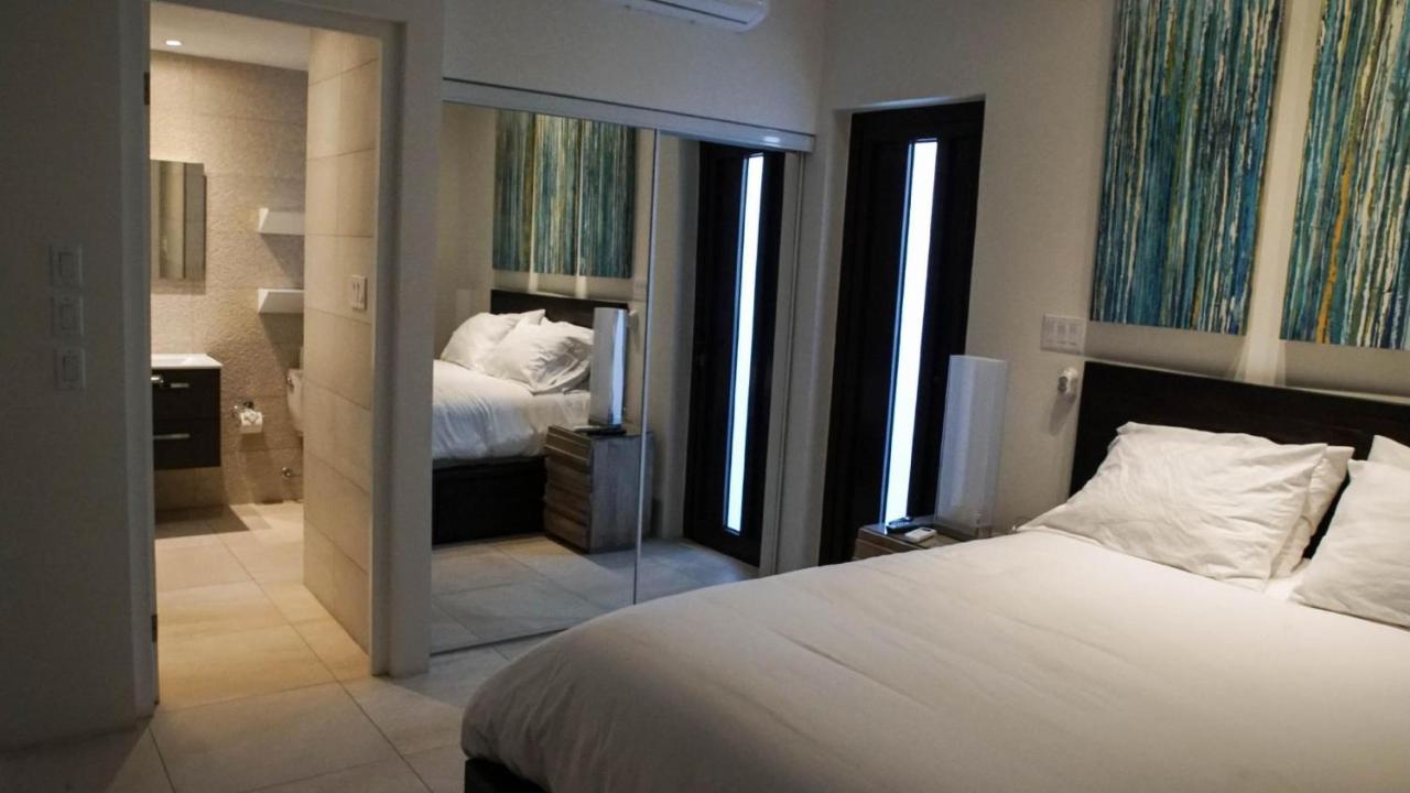 Diamante 181 Luxury In Gold Coast 4 Bedrooms 3 Bath Villa