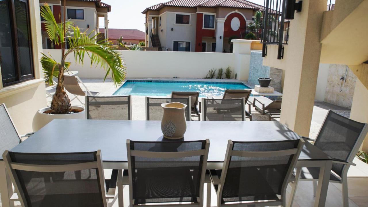 Diamante 181 Luxury In Gold Coast 4 Bedrooms 3 Bath * Palm Beach
