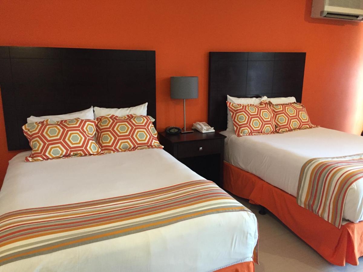 Hotel Talk Of The Town & Club By Gh 3*