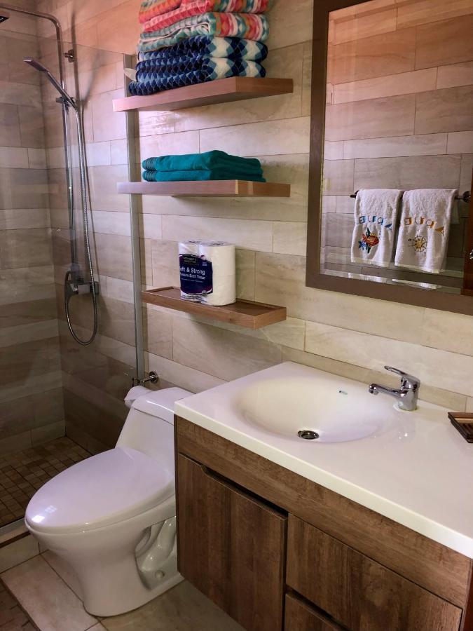 Cozy Apartment,2minutes To Hotels, Ritz Carlton, Palm Beach Apartamento