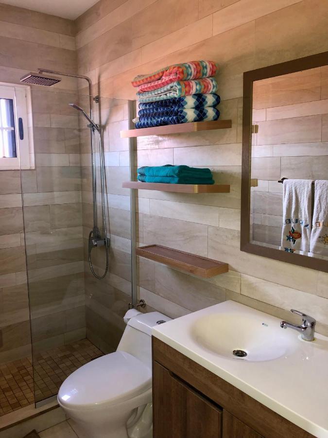 Cozy Apartment,2minutes To Hotels, Ritz Carlton, Palm Beach *