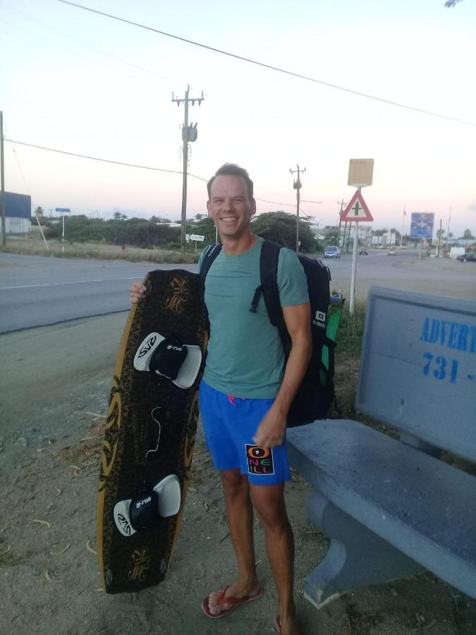 Aruba Backpackers Apartamento *