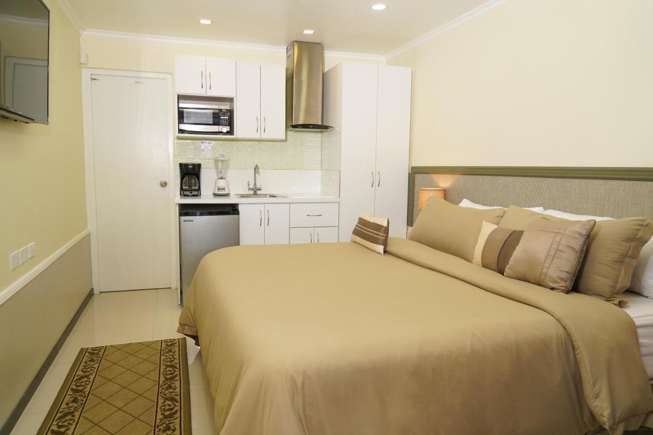Hotel Yoyita Aruba Palm Beach