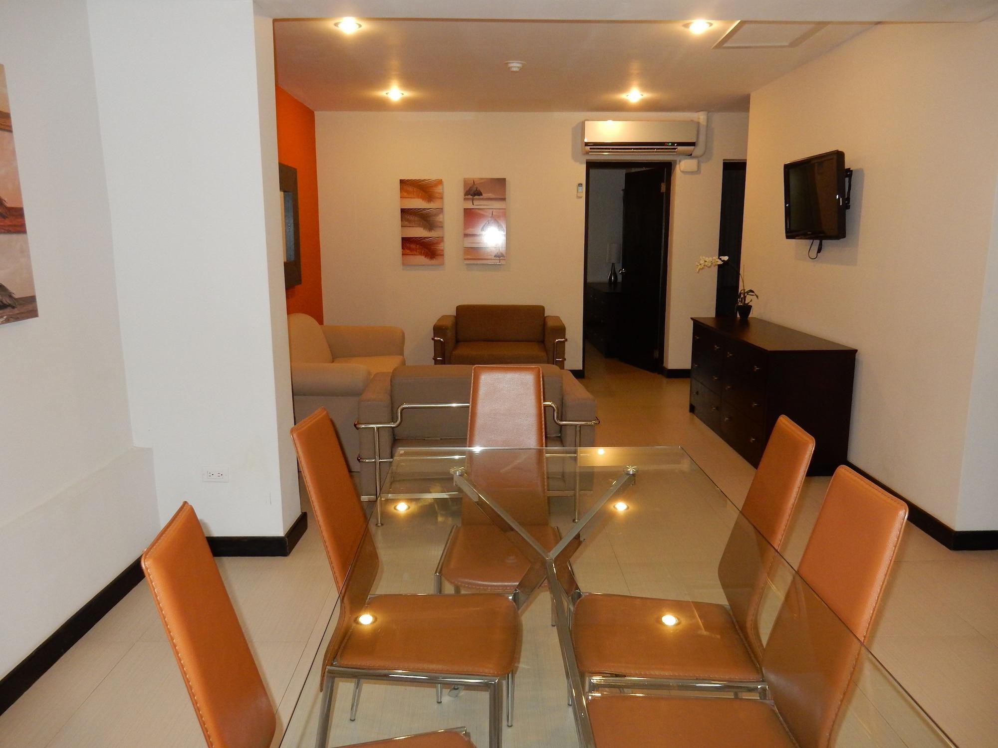 Talk Of The Town & Club By Gh Hotel Oranjestad