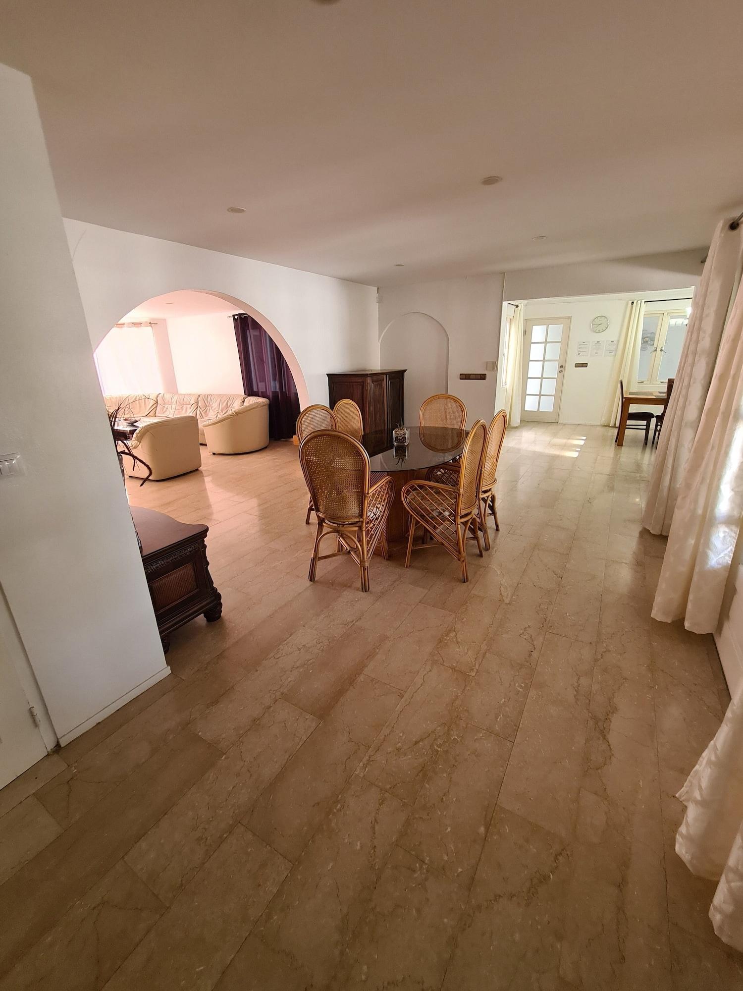 & Apartment Bubali