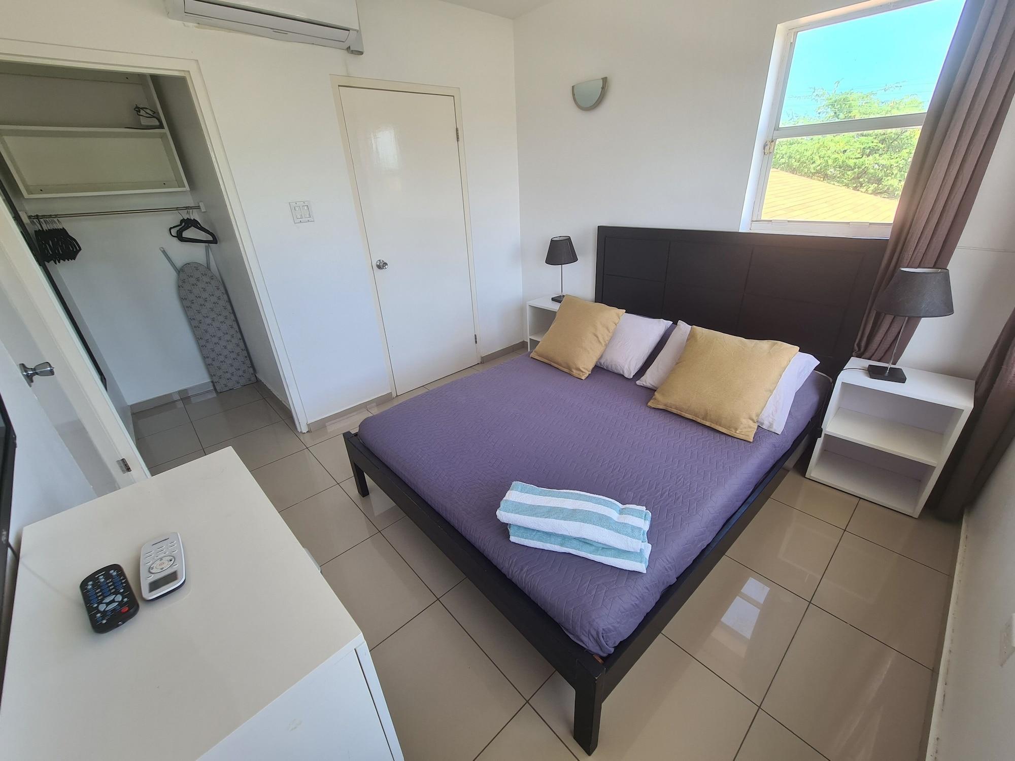 & Apartment *