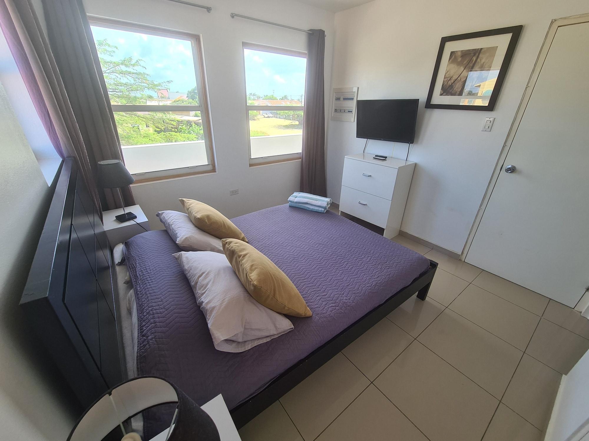 Apartment & *