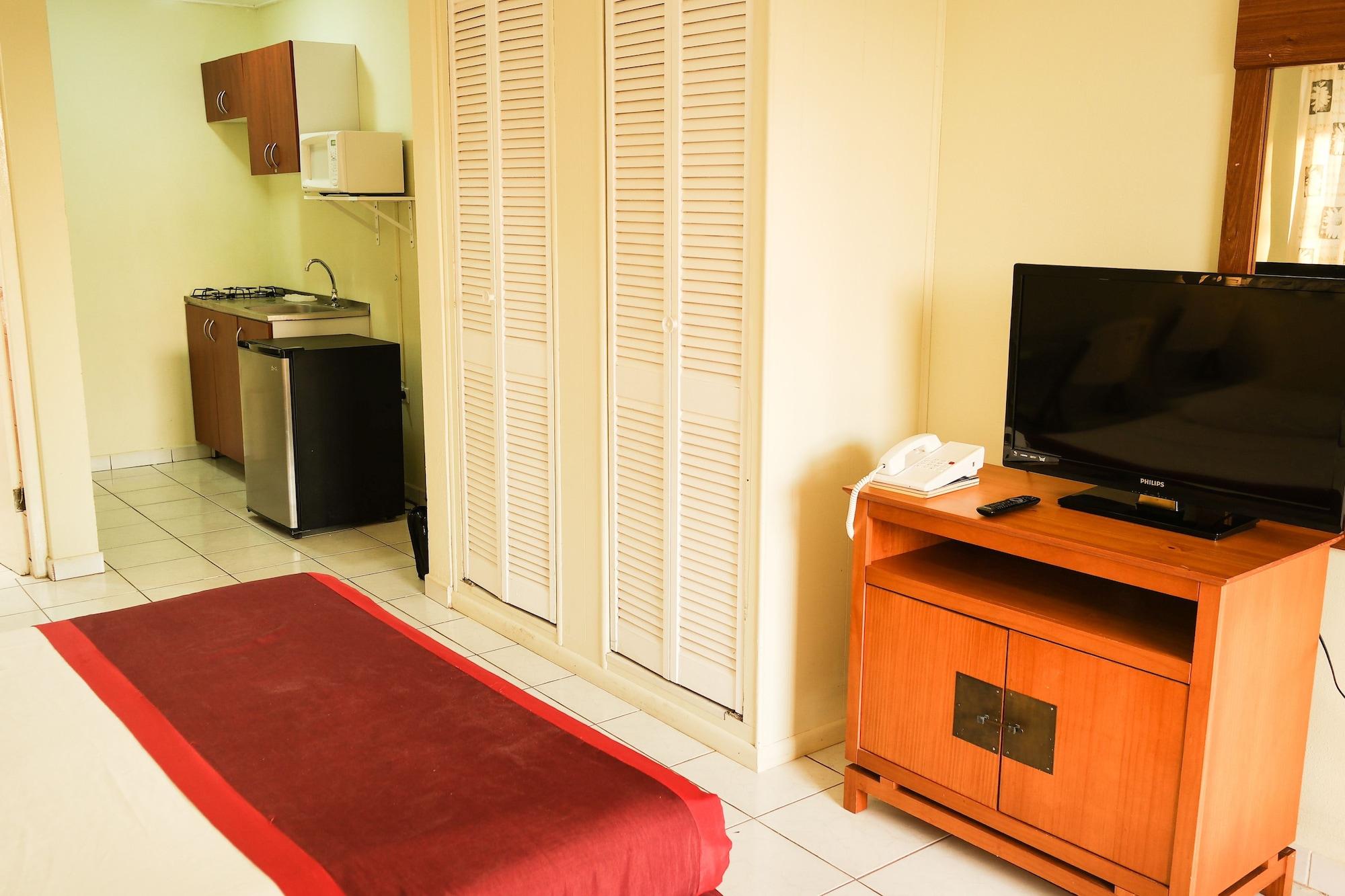 Coconut Hotel 3*