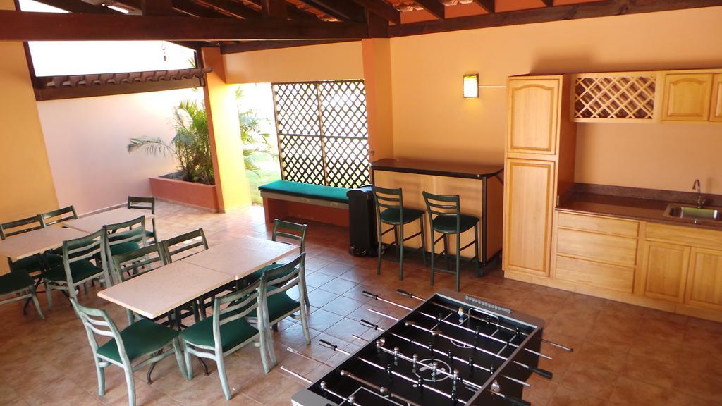 Family-flexication-friendly Villa, Few Steps From Eagle Pousada