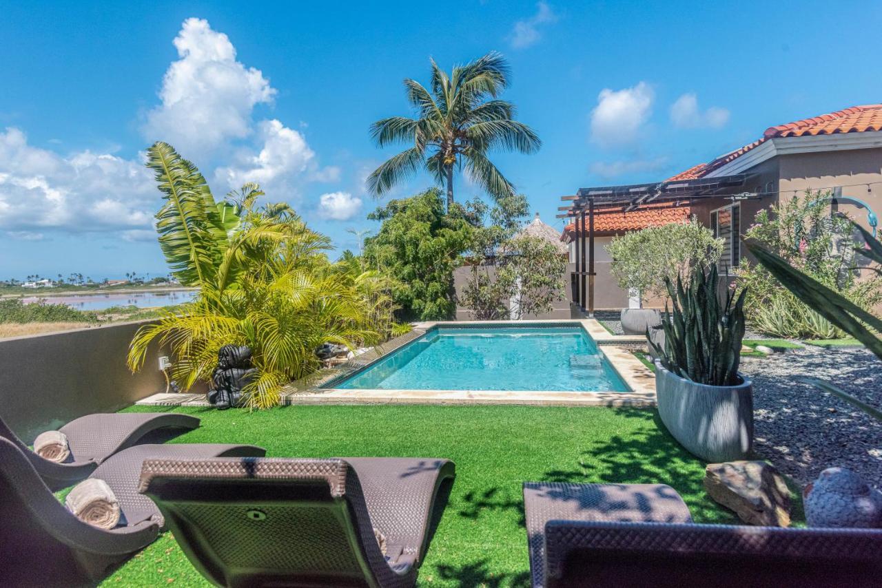 Y Solo Unique Private Walking Distance To The