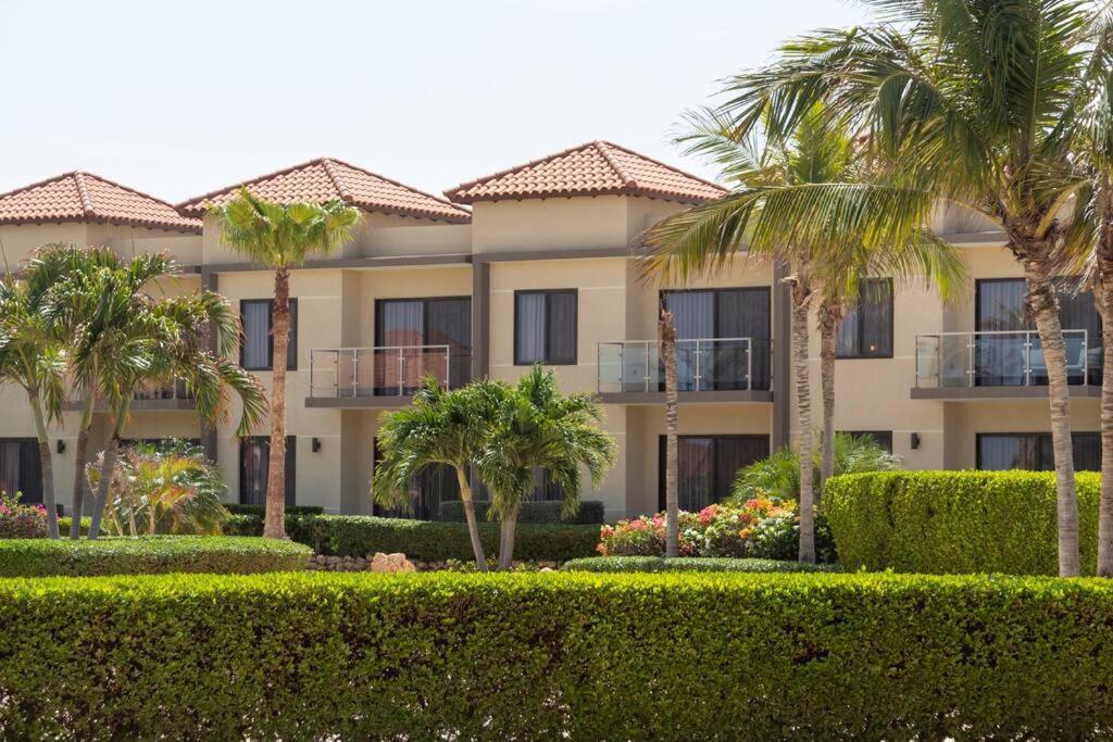 Apartamento New! Cozy 1 Bedroom Condo- Gold Coast, Noord Aruba Palm Beach
