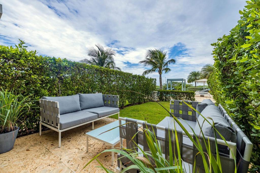 Apartment Azure Residences Palm Beach