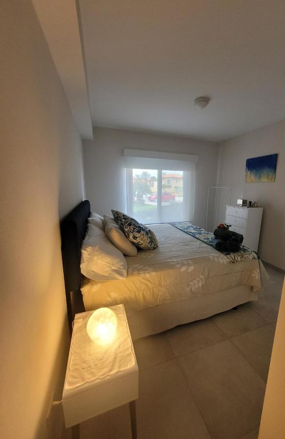 New! Cozy 1 Bedroom Condo- Gold Coast, Noord Aruba *
