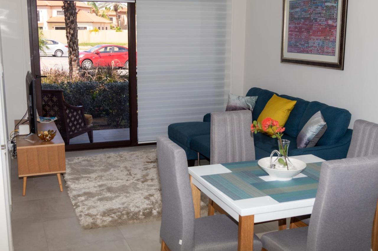 Apartamento New! Cozy 1 Bedroom Condo- Gold Coast, Noord Aruba