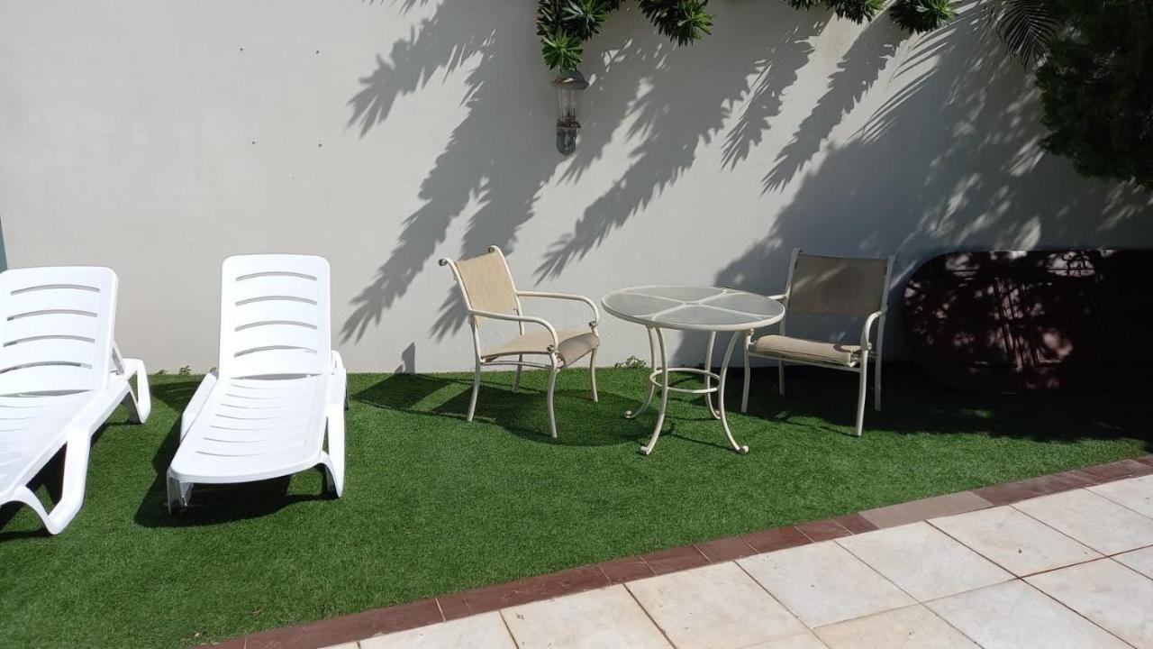 Sandpiper Apartment *