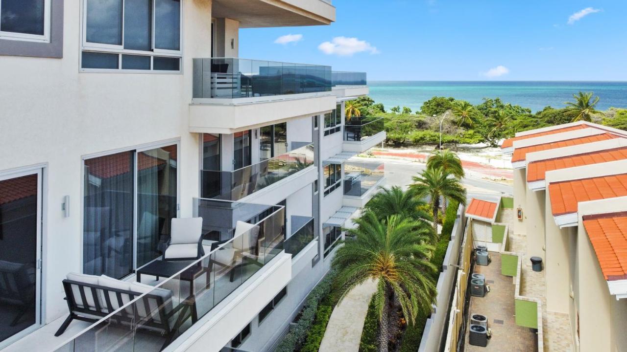 O Beachfront Residences, By Bocobay Aruba *
