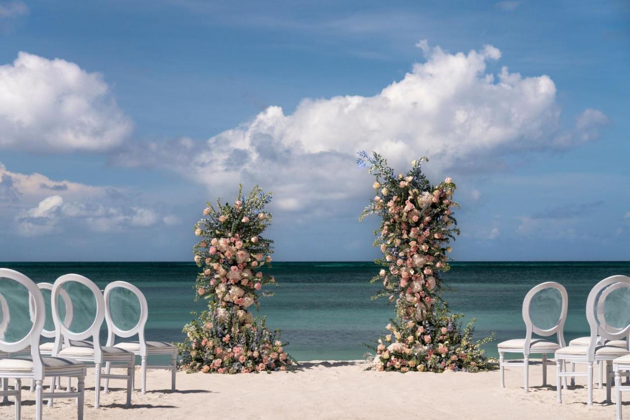 The Ritz-carlton, Aruba Hotel