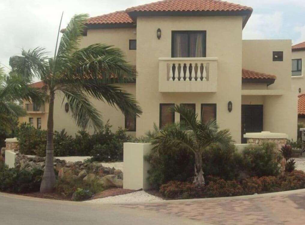 Tierra Del Sol...ocean Front Golf And Tennis Apartment Palm Beach