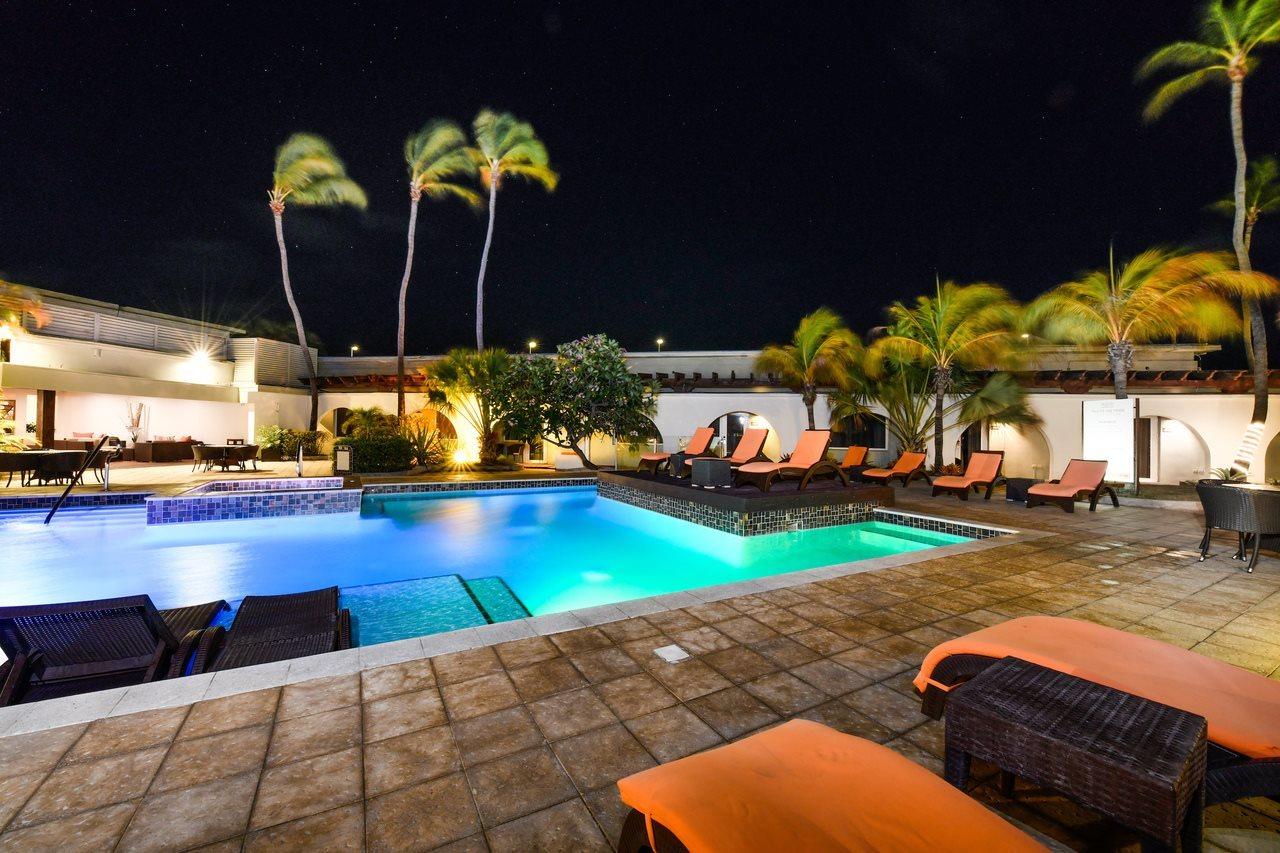 Hotel Talk Of The Town & Club By Gh Oranjestad
