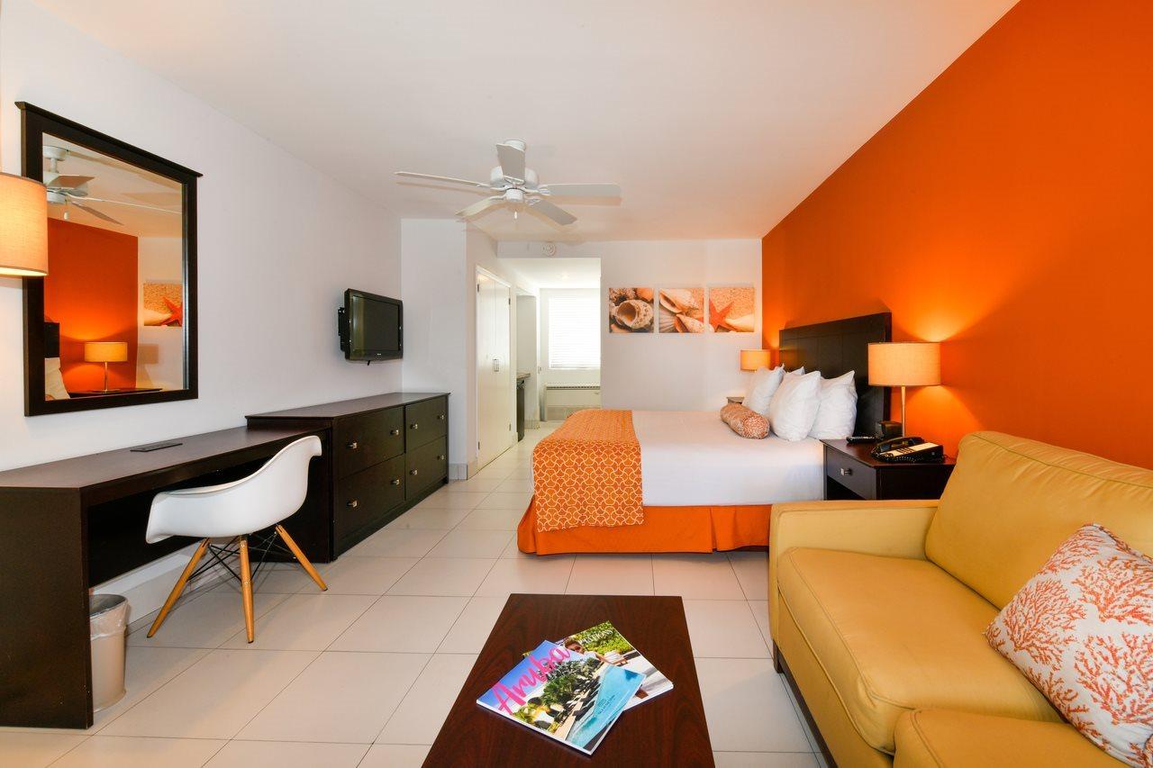 Hotel Talk Of The Town & Club By Gh Oranjestad