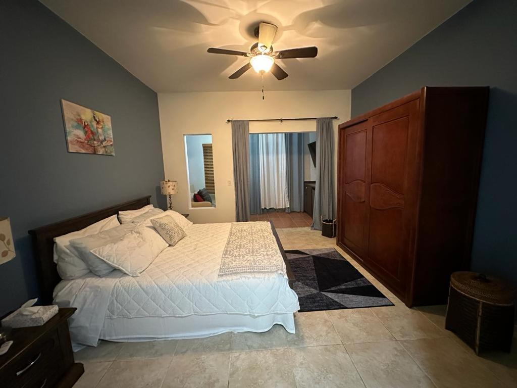 Tierra Del Sol...ocean Front Golf And Tennis Apartment *
