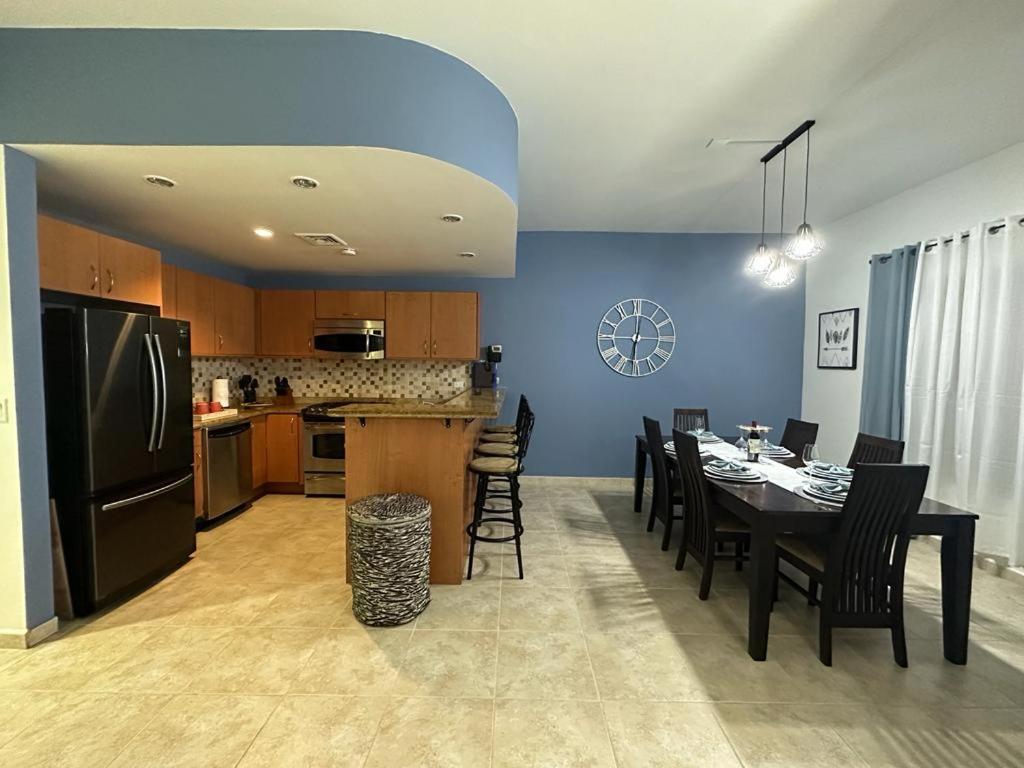 Apartment Tierra Del Sol...ocean Front Golf And Tennis *