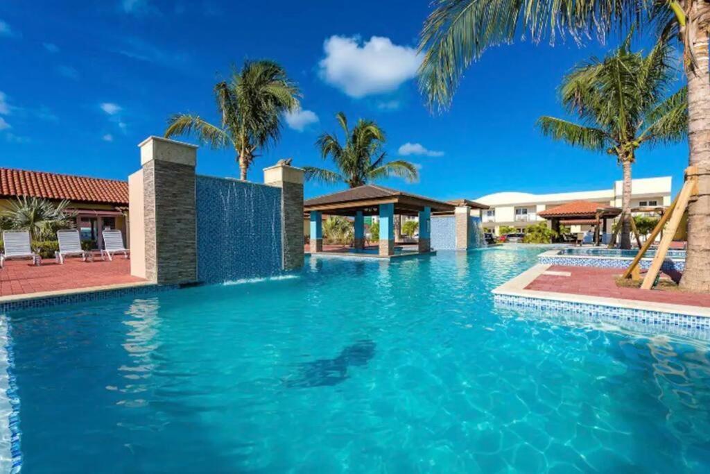 Apartment Affordable Family Only 350 Yards From Eagle