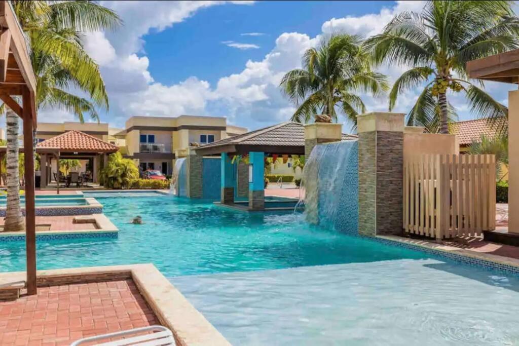 Affordable Family Only 350 Yards From Eagle Apartment