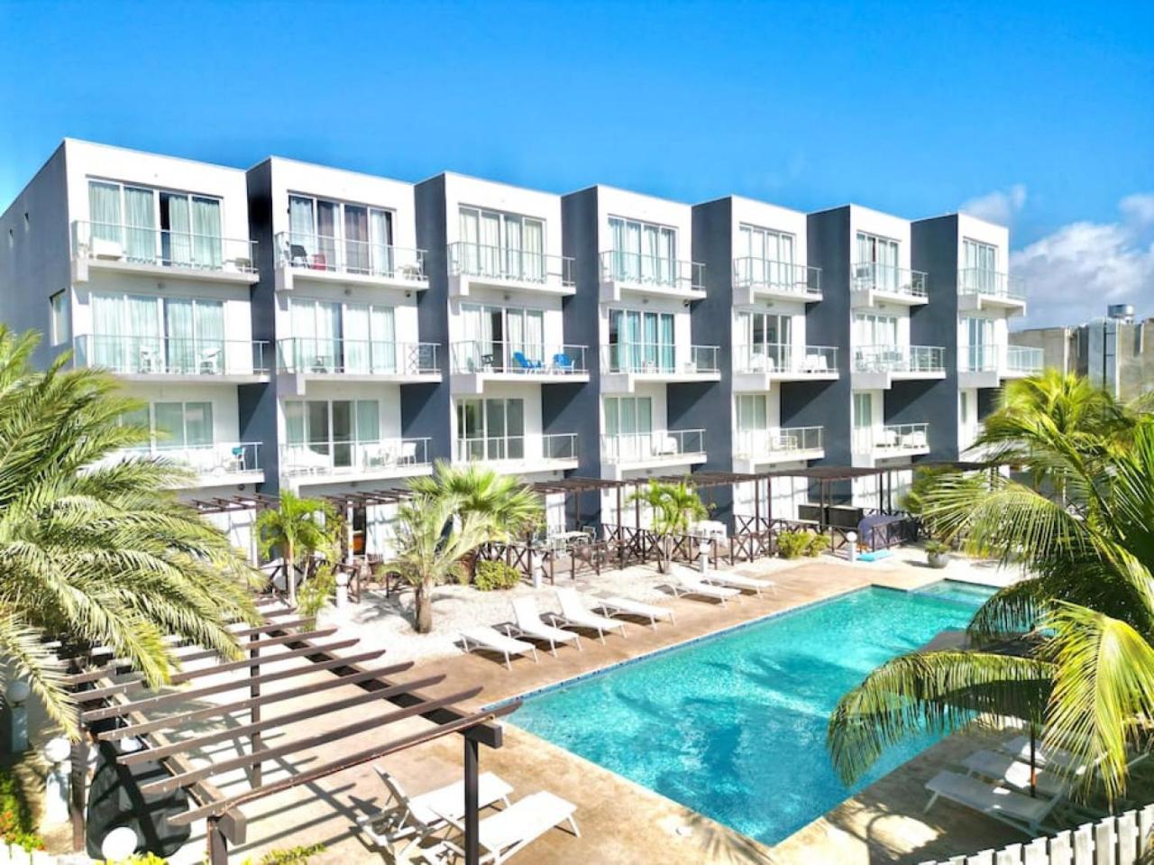 Apartamento Large Luxury On Palm Palm Beach