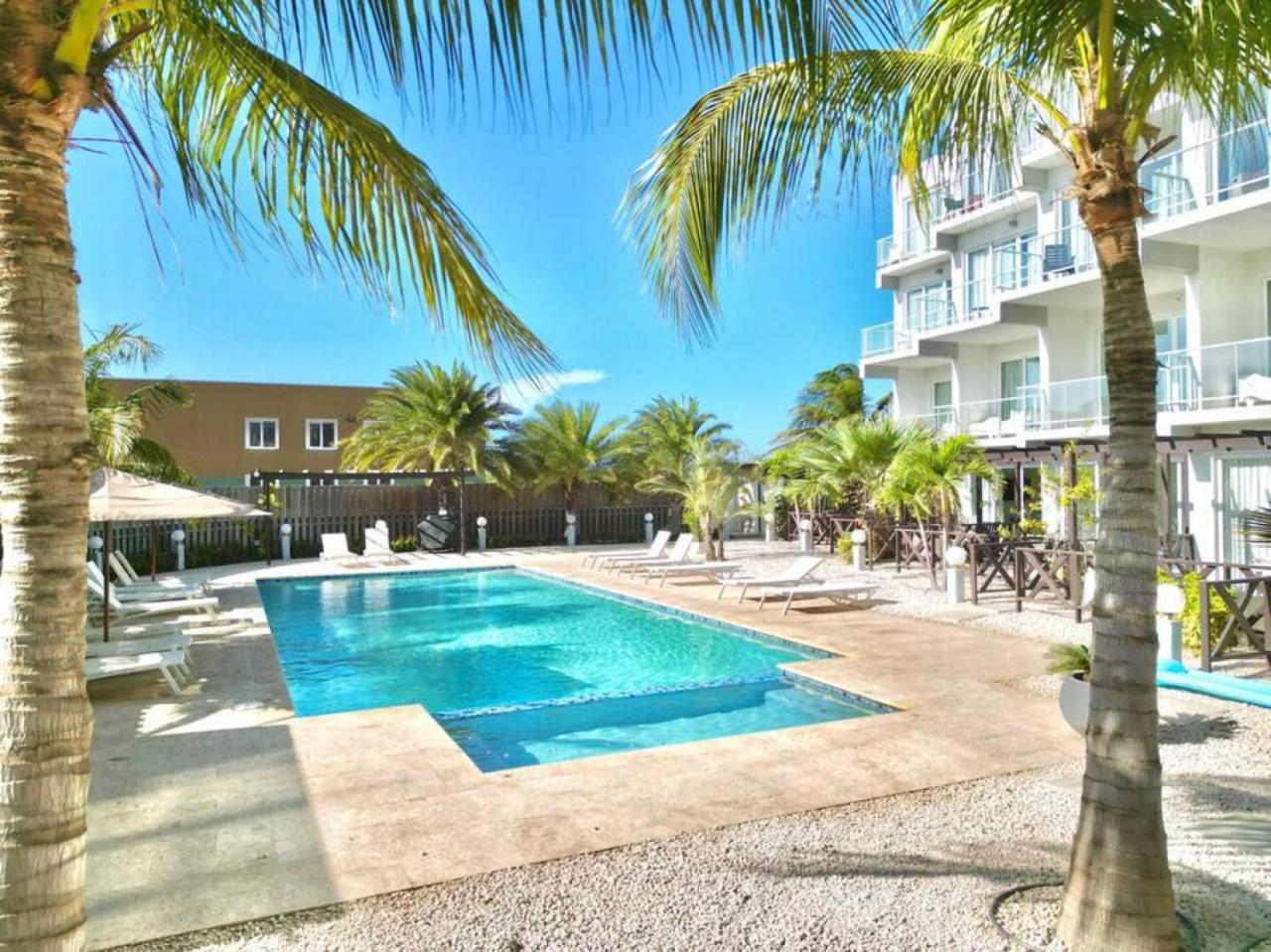 Large Luxury On Palm Apartamento Palm Beach