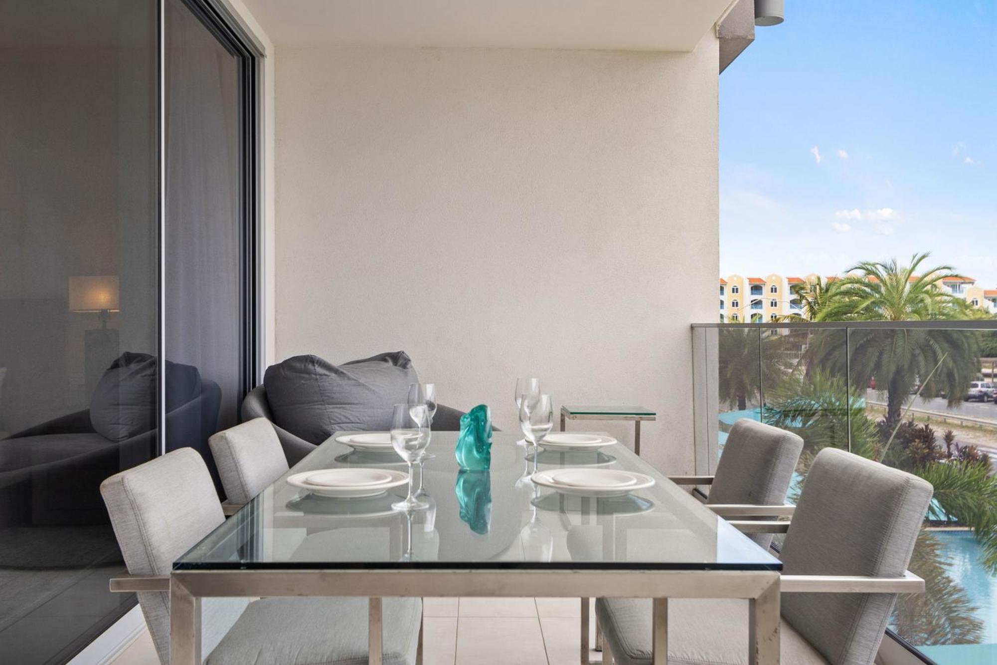 O Beachfront Residences, By Bocobay Aruba Apartment *