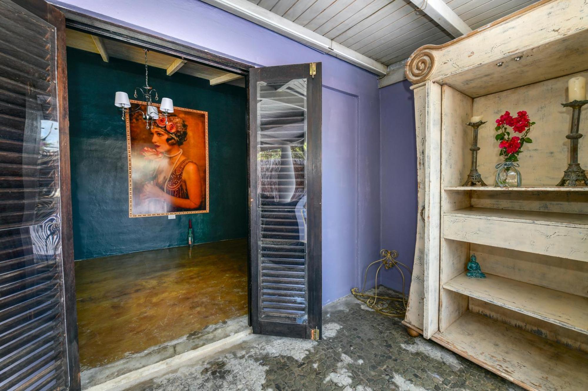 Mammaloe Bed & Breakfast Oranjestad
