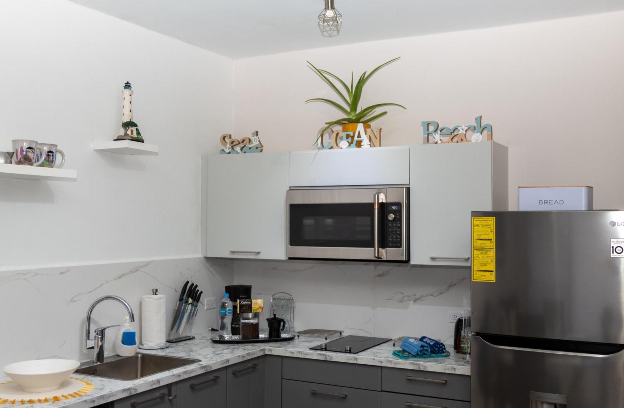 Apartamento New! Cozy 1 Bedroom Condo- Gold Coast, Noord Aruba *