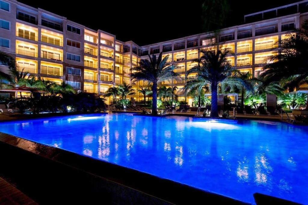 Luxurious In Levent Front Eagle *