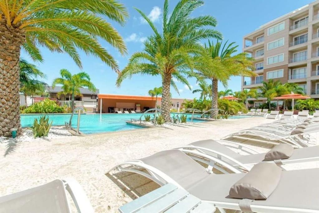 Luxurious In Levent Front Eagle * Palm Beach