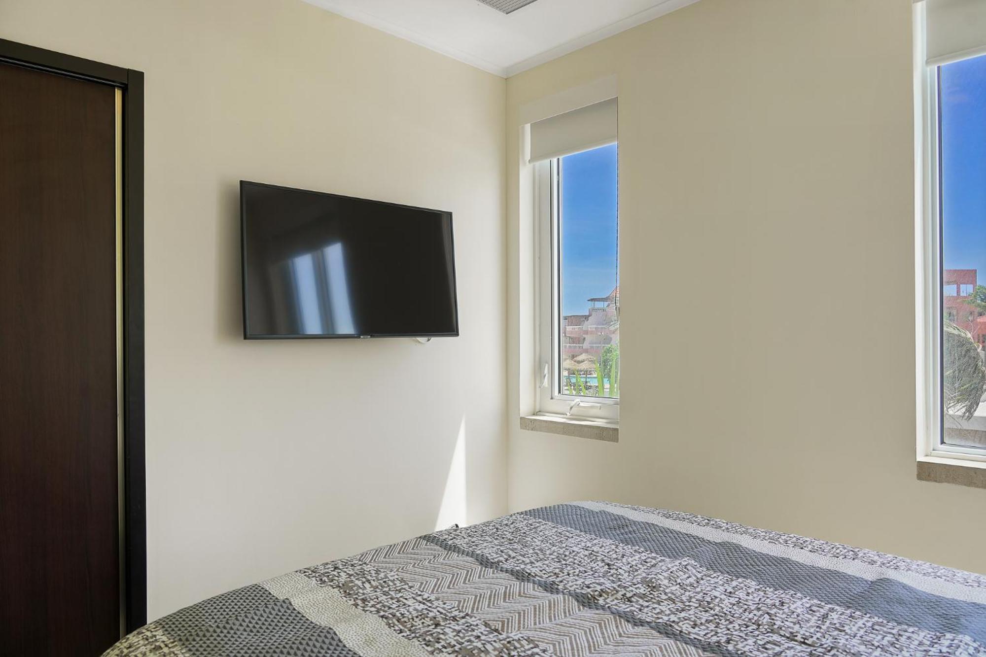 Luxurious In Levent Front Eagle * Palm Beach