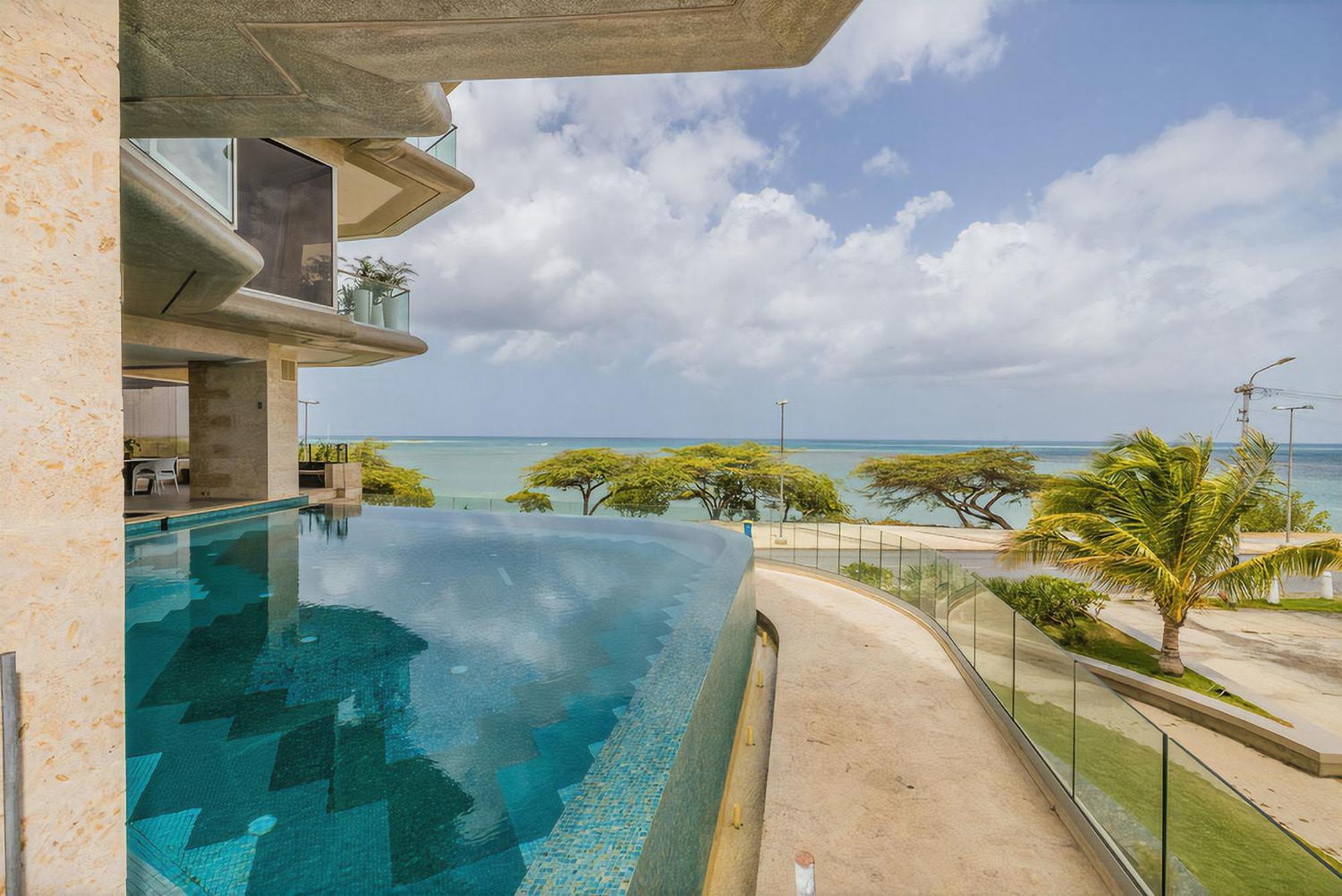 Coral 15: Oceanfront Penthouse With Private Pool And Theater Apartment
