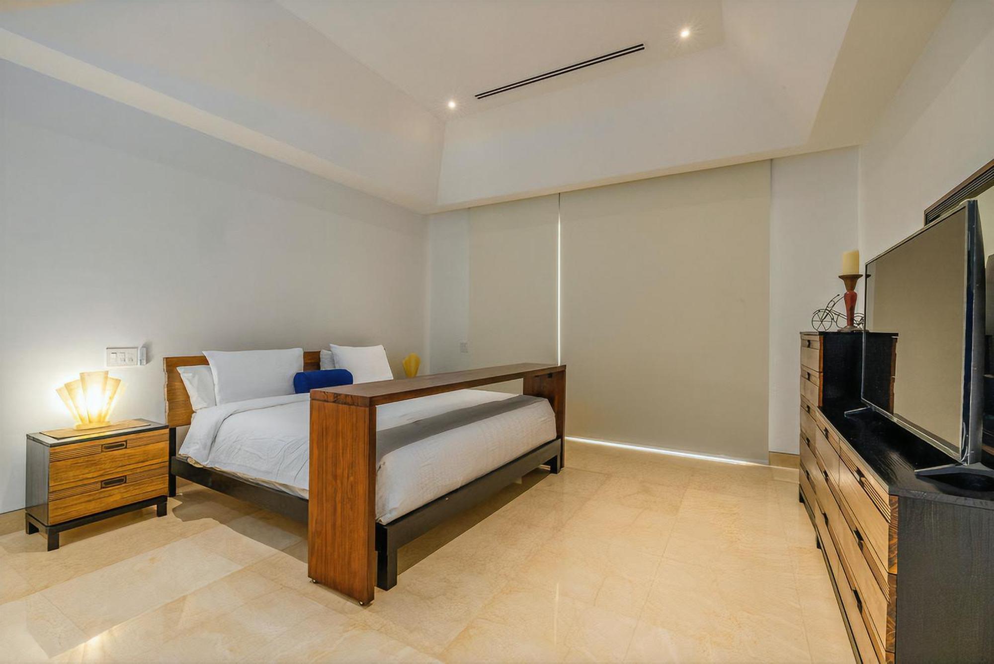 Coral 15: Oceanfront Penthouse With Private Pool And Theater Apartment Oranjestad